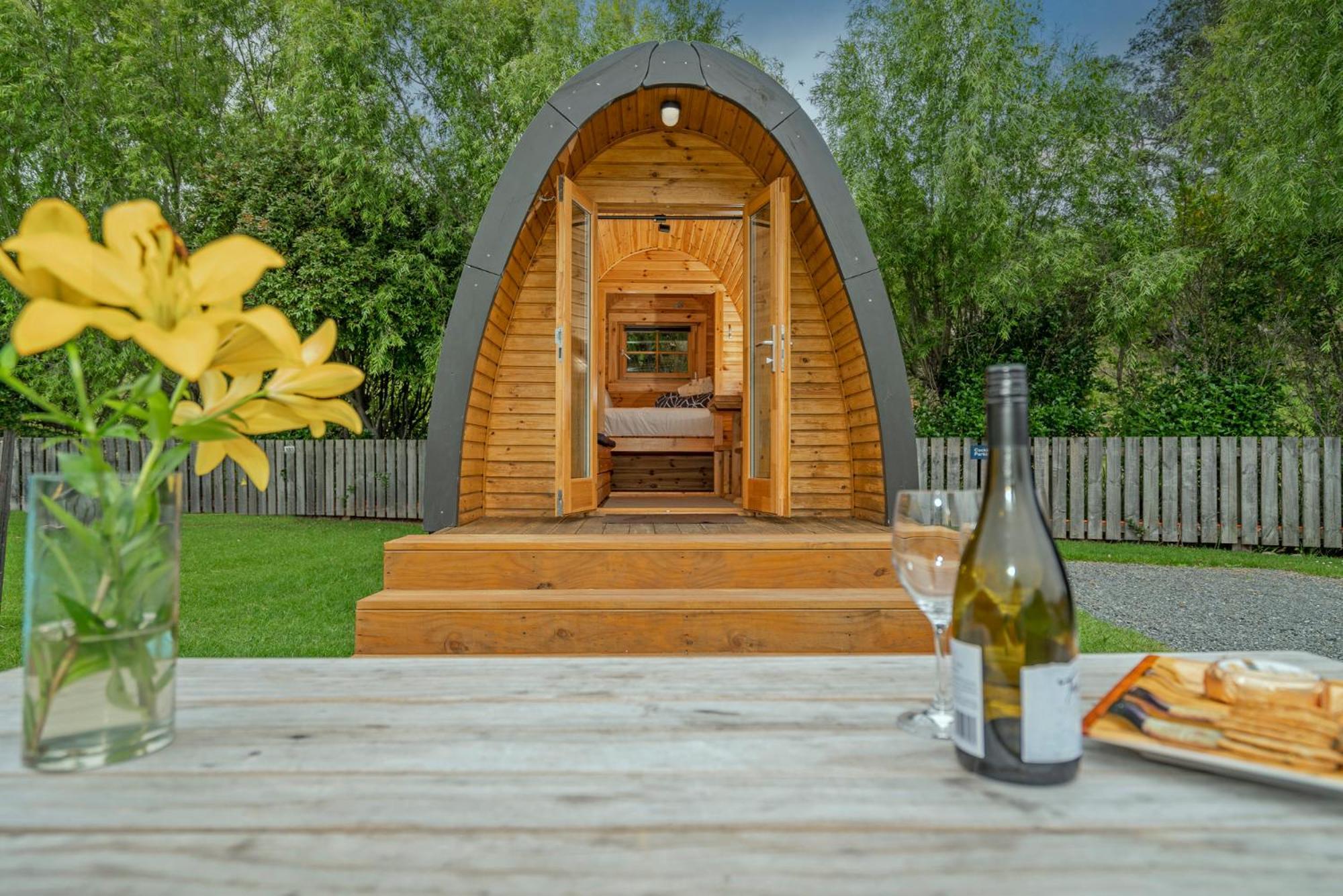 Coromandel Shelly Beach Top 10 Holiday Park חדר תמונה